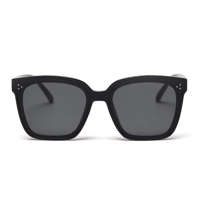 Riley Sunglasses in Black
